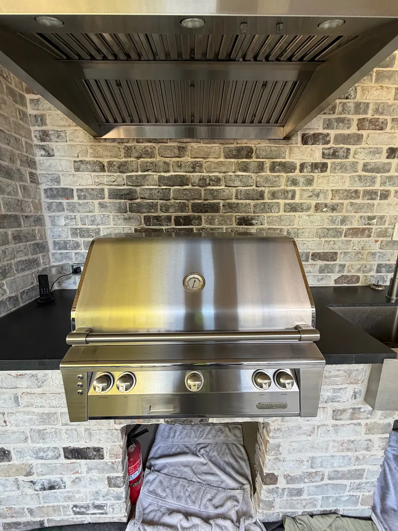 Alfresco Grill and Vent Hood