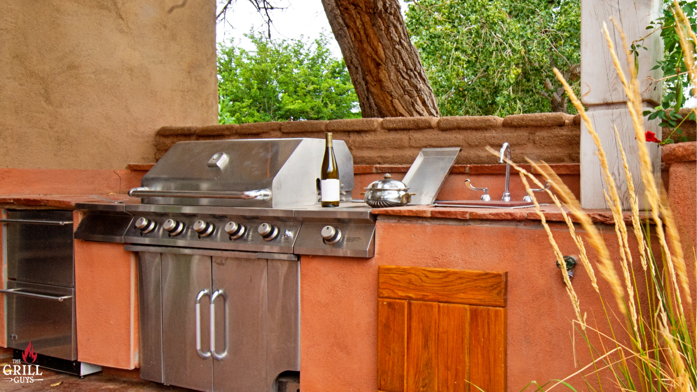 Luxury Outdoor Kitchen Repair